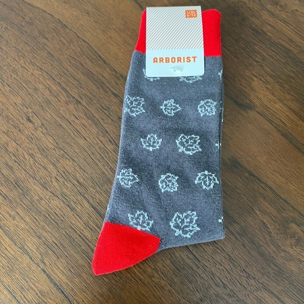Arborist Maple Leaf Print Cotton Poly Blend Crew Socks Grey White Red Sz L/XL - Picture 5 of 5